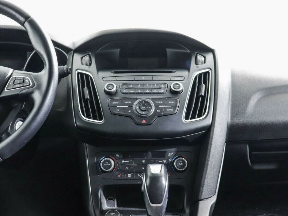Ford Focus, 1.6 л, Робот, 2018 фото 11