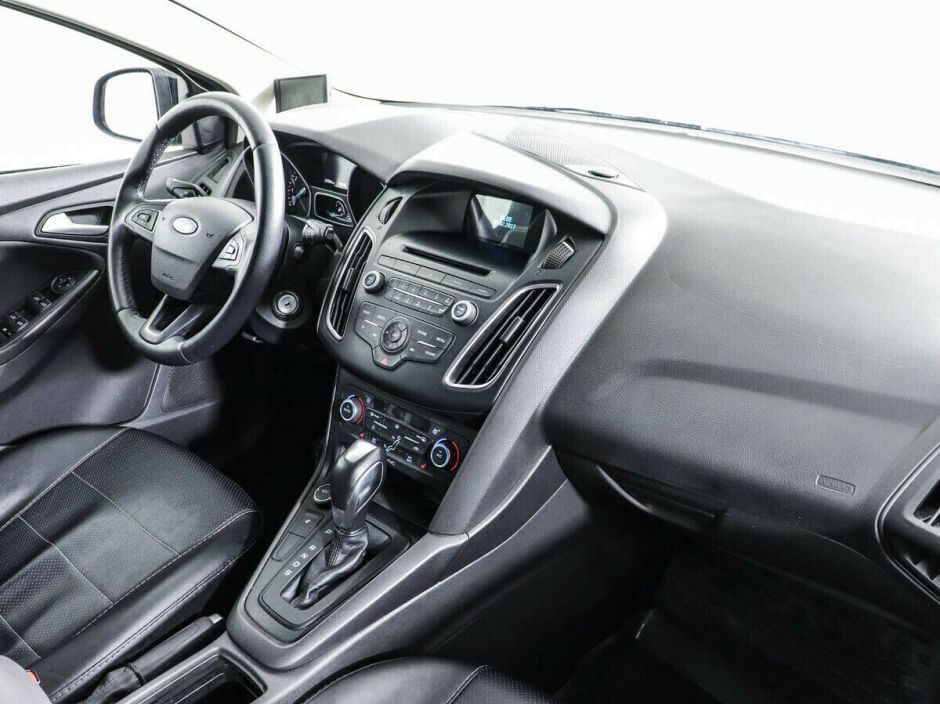 Ford Focus, 1.6 л, Робот, 2018 фото 2