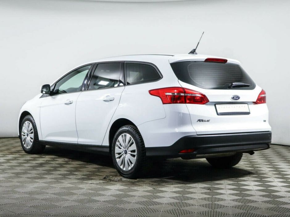 Ford Focus, 1.6 л, МТ, 2016 фото 6