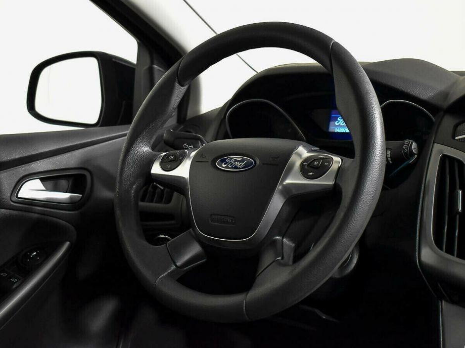 Ford Focus, 1.6 л, Робот, 2013 фото 8