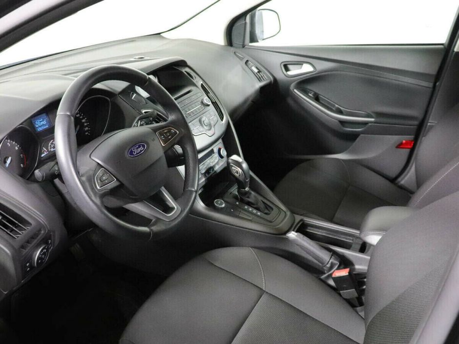 Ford Focus, 1.6 л, Робот, 2017 фото 2