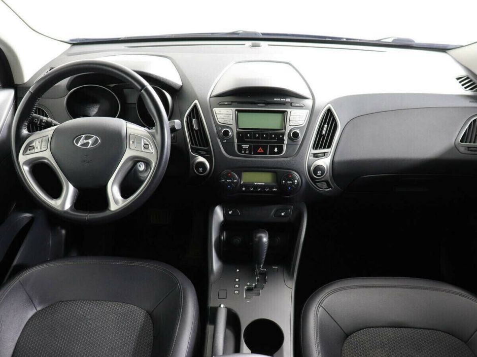 Hyundai ix35, 2.0 л, АТ, 2010 фото 2