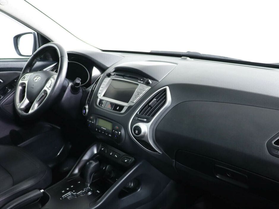 Hyundai ix35, 2.0 л, АТ, 2011 фото 2