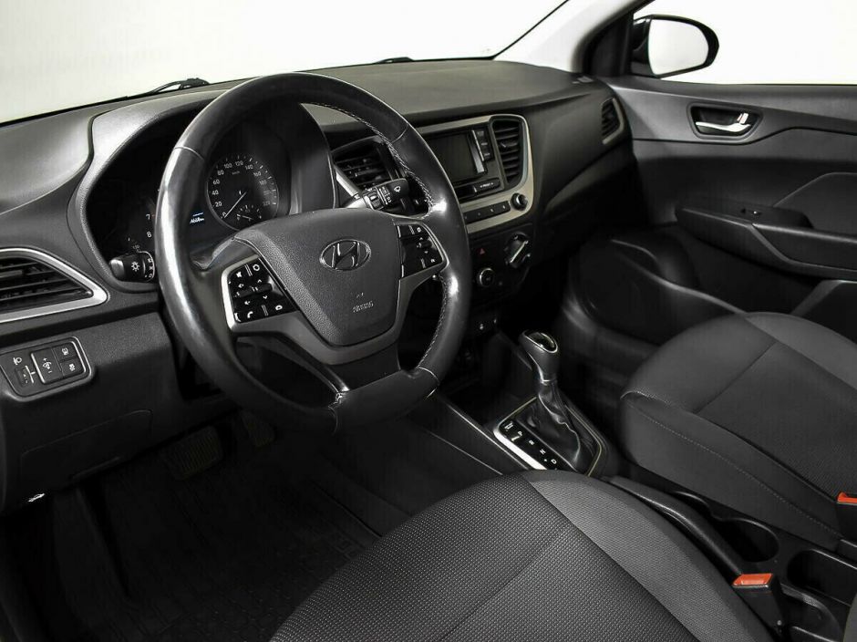 Hyundai Solaris, 1.6 л, АТ, 2017 фото 7