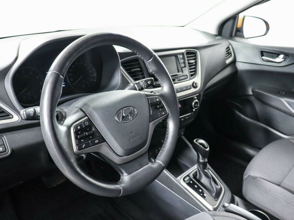 Hyundai Solaris, 1.6 л, АТ, 2017 фото 8