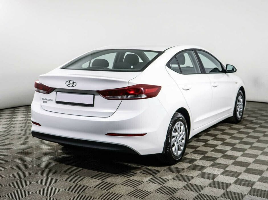 Hyundai Elantra, 1.6 л, МТ, 2016 фото 5