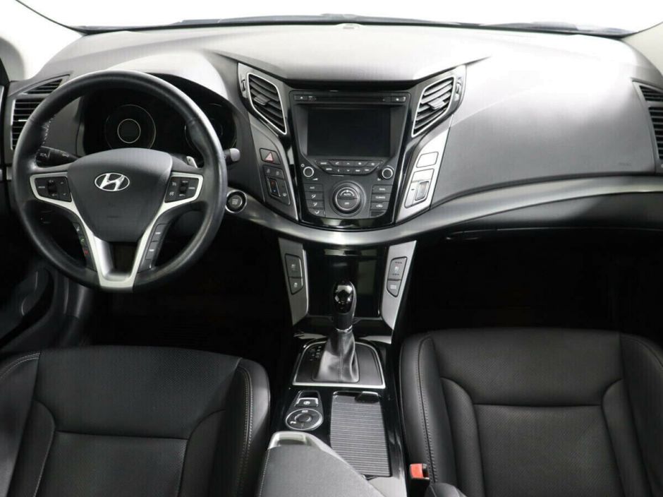 Hyundai i40, 2.0 л, АТ, 2015 фото 1