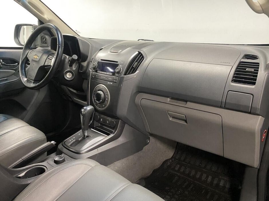 Chevrolet TrailBlazer, 2.8 л, АТ, 2014 фото 10
