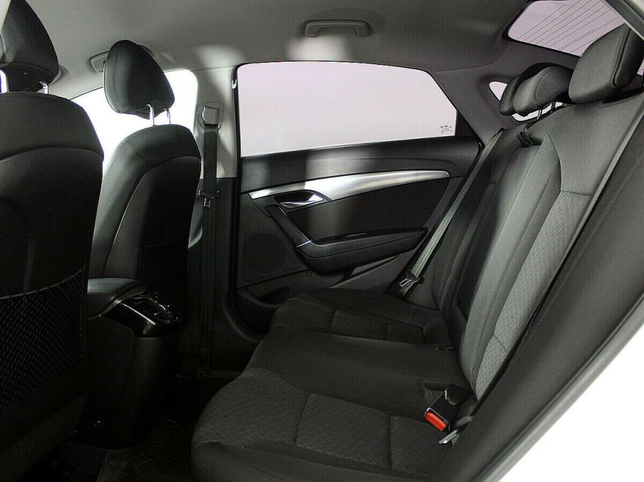 Hyundai i40, 2.0 л, АТ, 2016 фото 7