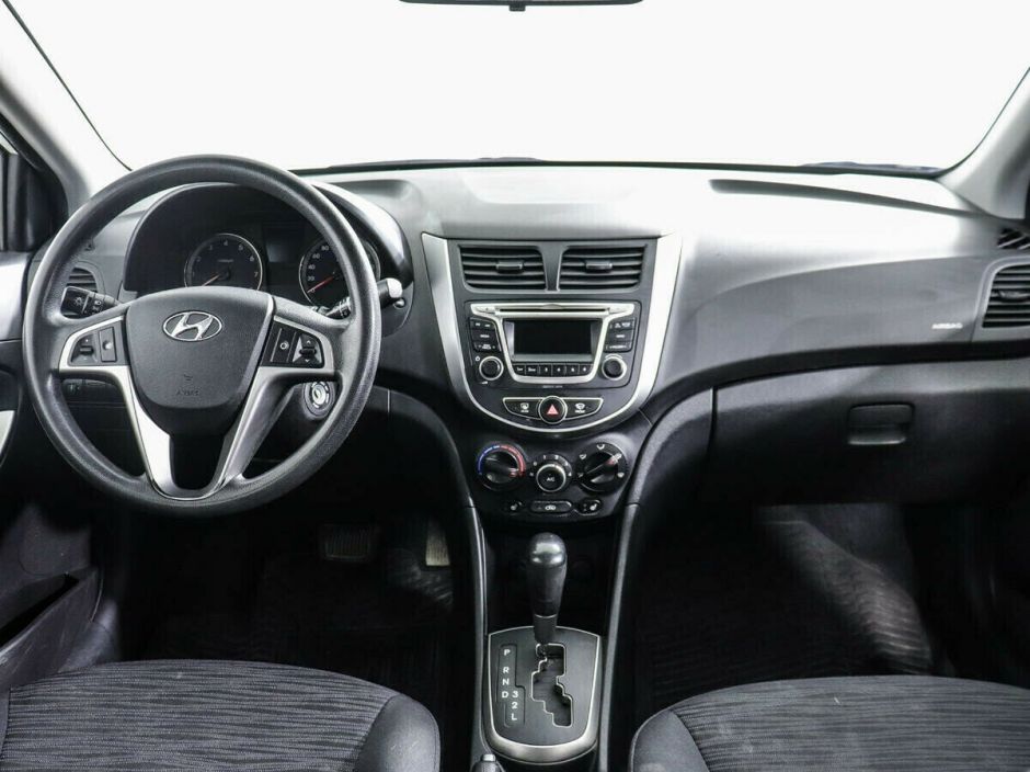 Hyundai Solaris, 1.4 л, АТ, 2015 фото 8