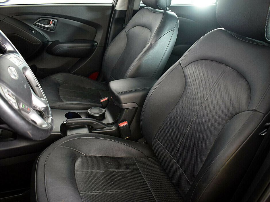 Hyundai ix35, 2.0 л, АТ, 2013 фото 6