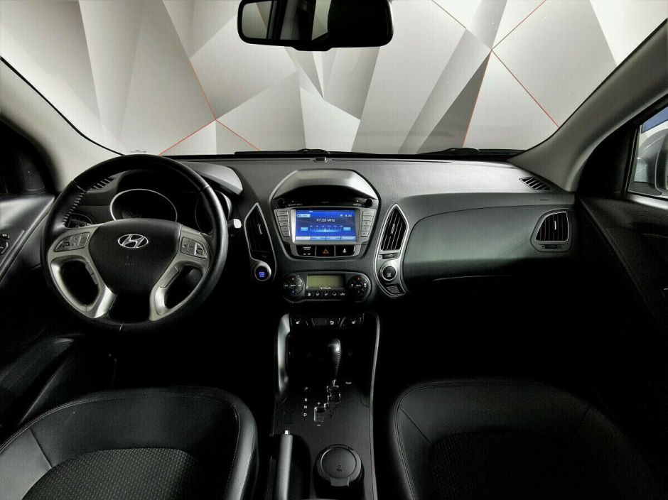 Hyundai ix35, 2.0 л, АТ, 2012 фото 1