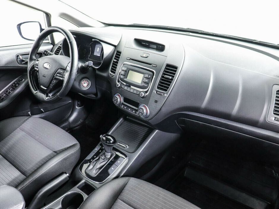 Kia Cerato, 2.0 л, АТ, 2019 фото 8