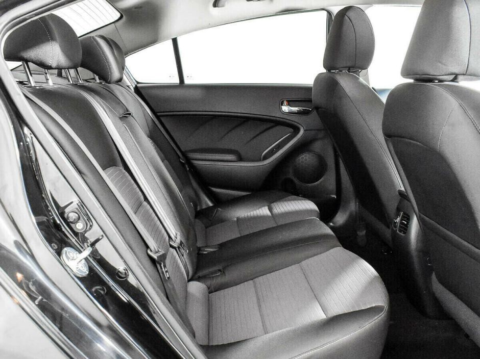 Kia Cerato, 2.0 л, АТ, 2016 фото 2