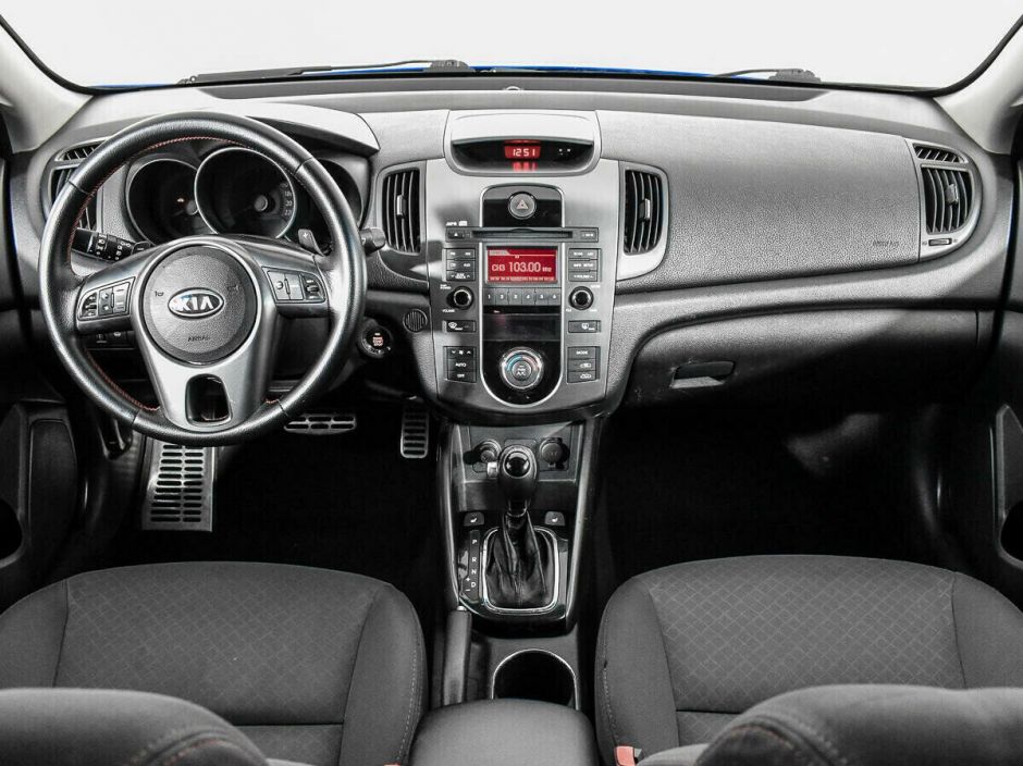 Kia Cerato, 2.0 л, АТ, 2011 фото 1