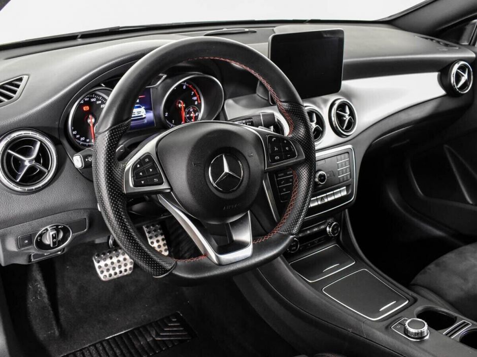 Mercedes-Benz CLA, 1.6 л, Робот, 2016 фото 8