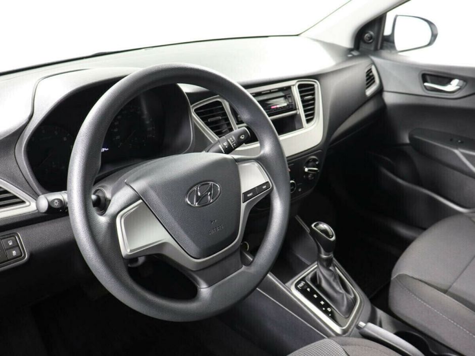 Hyundai Solaris, 1.4 л, АТ, 2020 фото 8