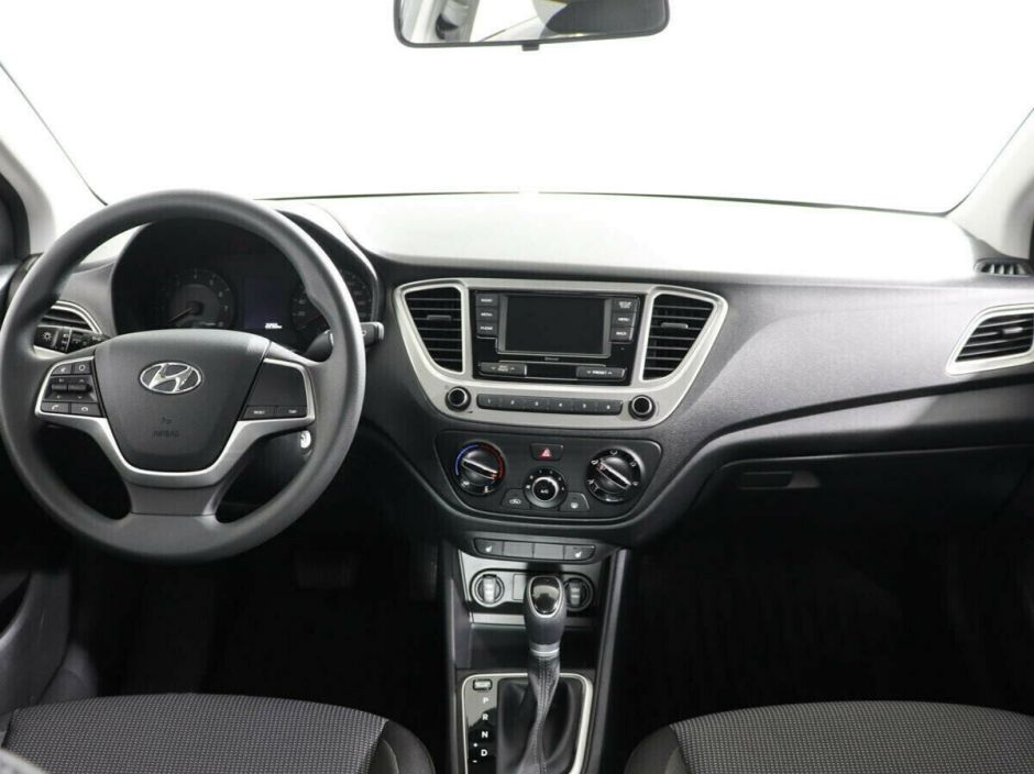 Hyundai Solaris, 1.6 л, АТ, 2020 фото 1