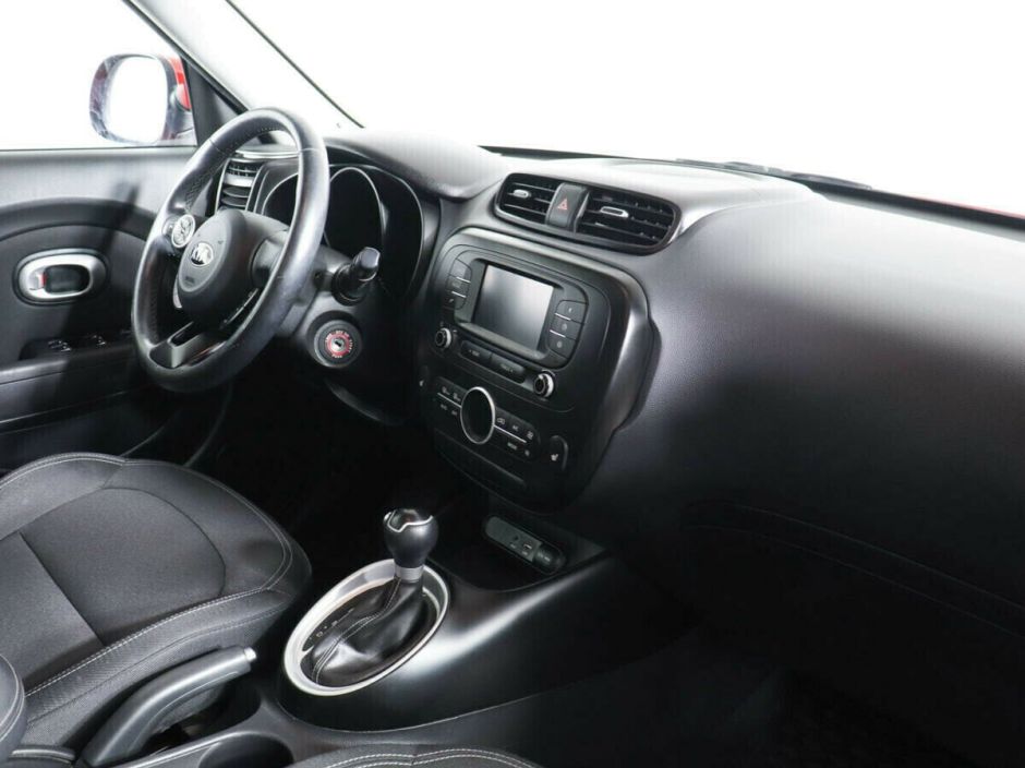 Kia Soul, 1.6 л, АТ, 2017 фото 2