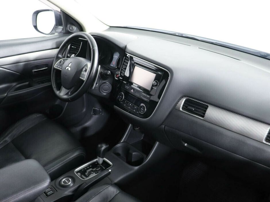 Mitsubishi Outlander, 2.4 л, Вариатор, 2013 фото 2