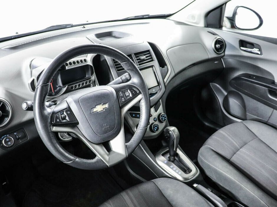 Chevrolet Aveo, 1.6 л, АТ, 2013 фото 1
