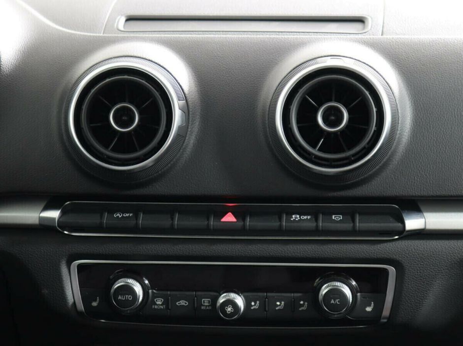 Audi A3, 1.4 л, Робот, 2012 фото 1