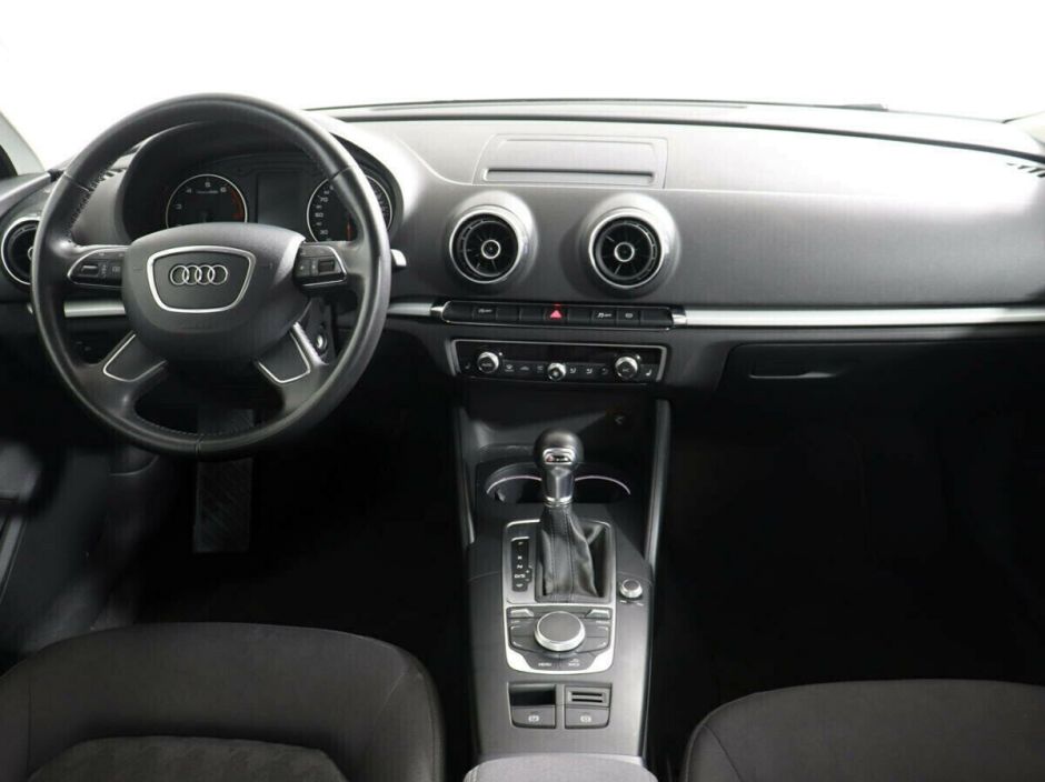 Audi A3, 1.4 л, Робот, 2013 фото 7