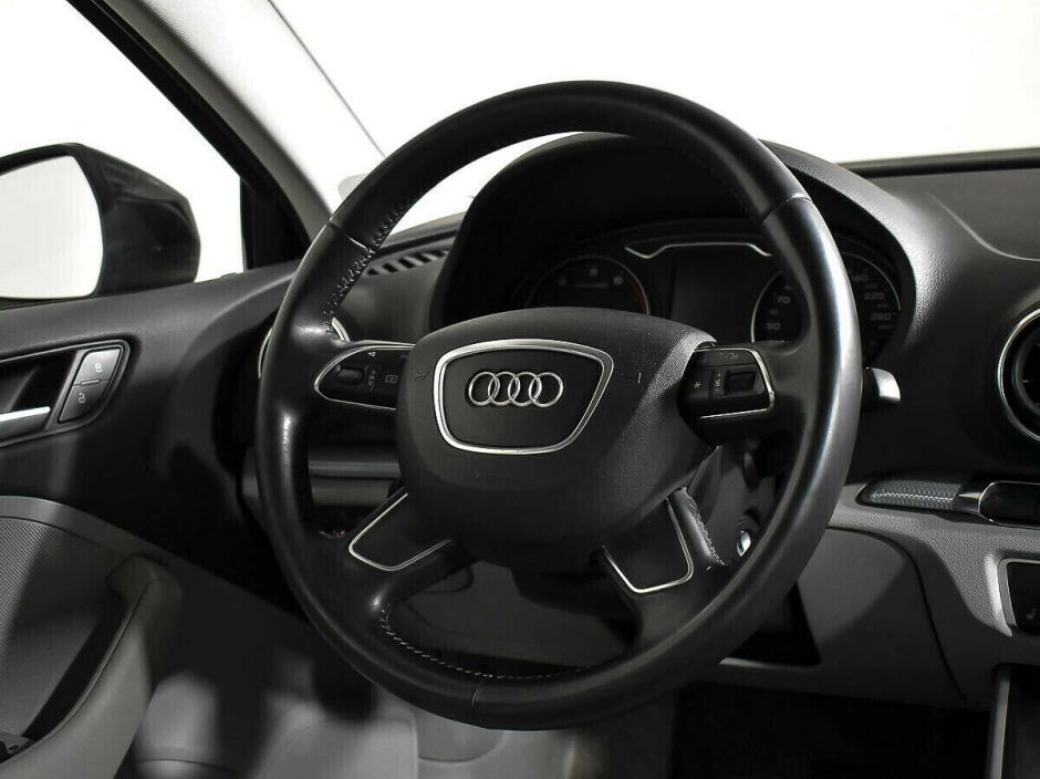 Audi A3, 1.4 л, Робот, 2015 фото 7