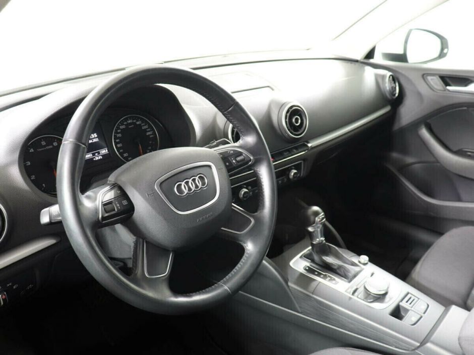 Audi A3, 1.4 л, Робот, 2015 фото 1