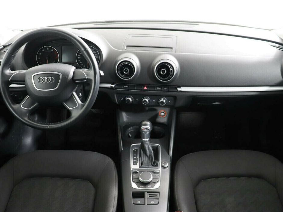 Audi A3, 1.4 л, Робот, 2016 фото 2