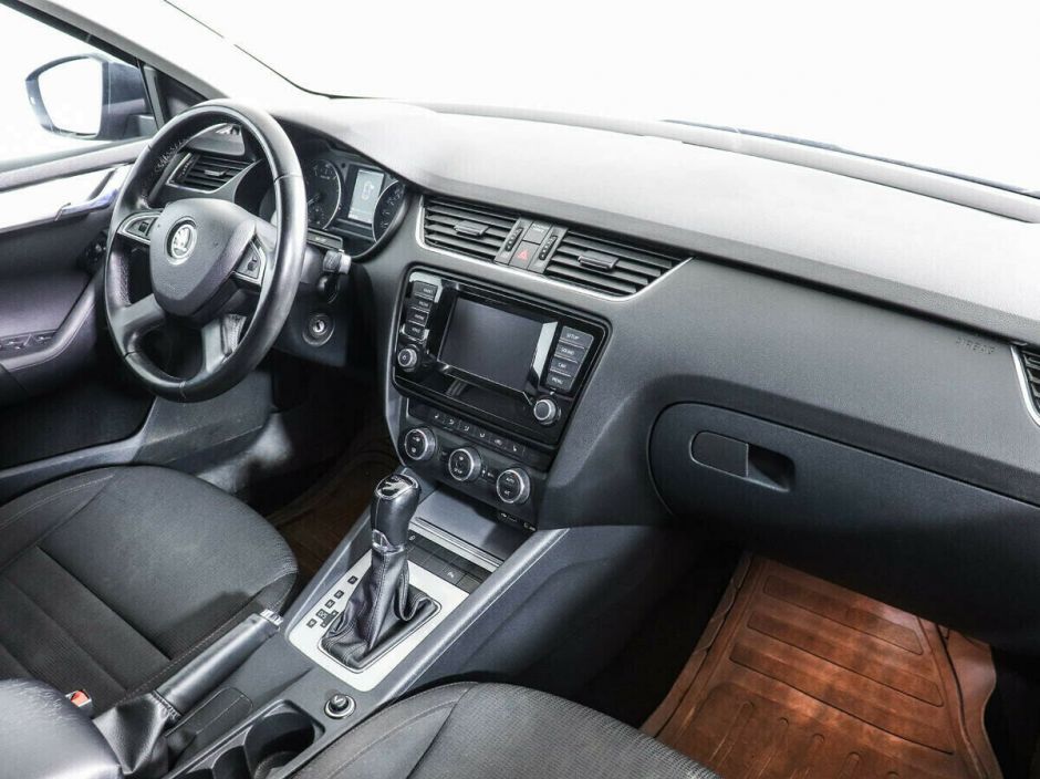 Skoda Octavia, 1.8 л, Робот, 2013 фото 7
