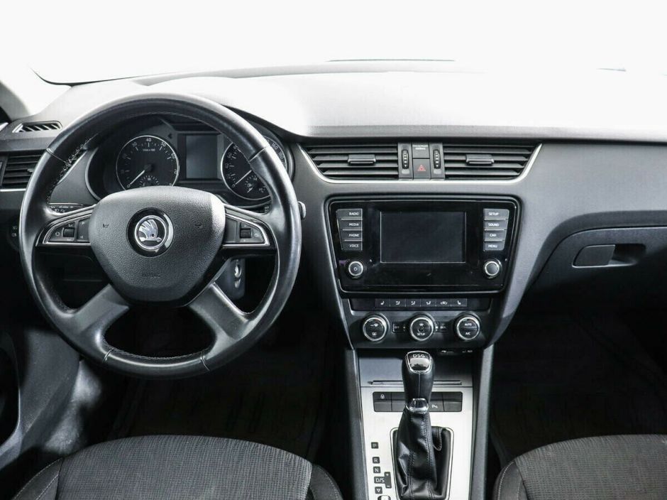 Skoda Octavia, 1.8 л, Робот, 2013 фото 2
