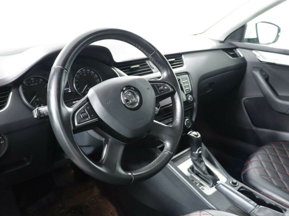 Skoda Octavia, 1.8 л, Робот, 2014 фото 7