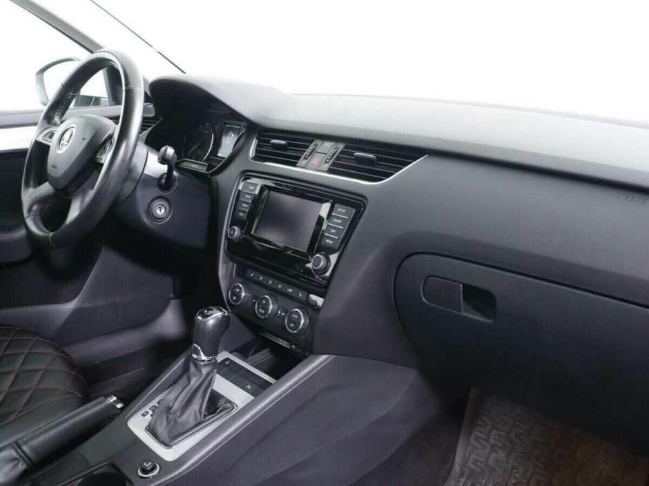 Skoda Octavia, 1.8 л, Робот, 2014 фото 2