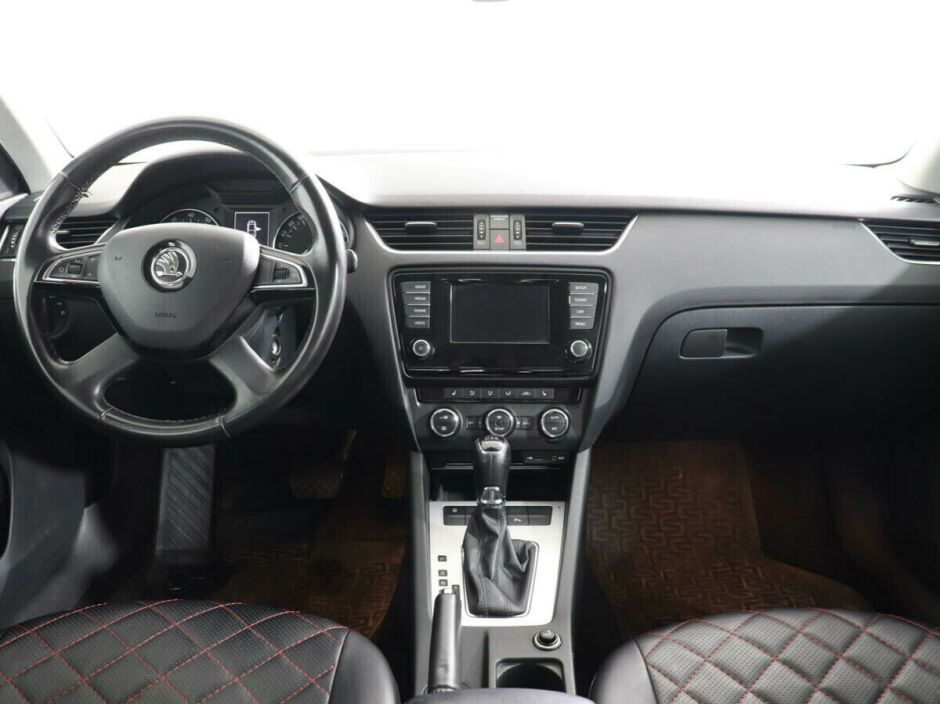 Skoda Octavia, 1.8 л, Робот, 2014 фото 1