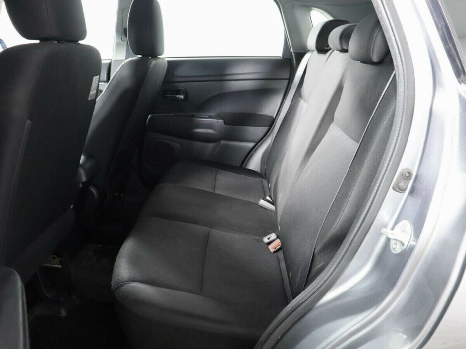 Mitsubishi ASX, 1.6 л, МТ, 2010 фото 2