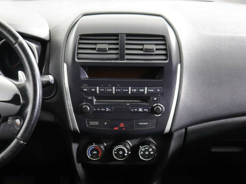 Mitsubishi ASX, 1.8 л, Вариатор, 2013 фото 2