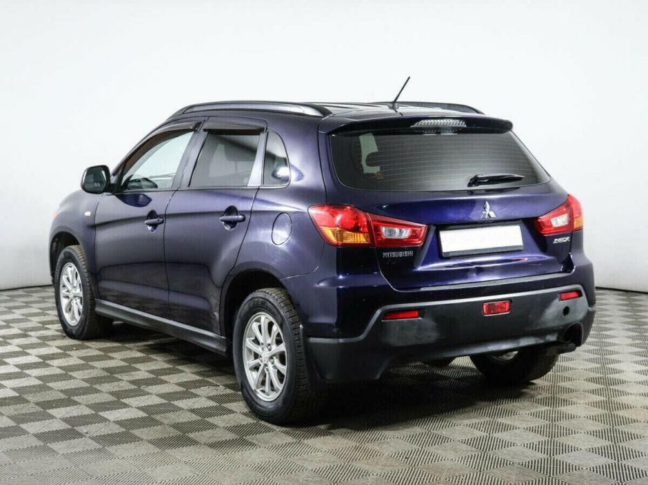 Mitsubishi ASX, 1.8 л, Вариатор, 2013 фото 6