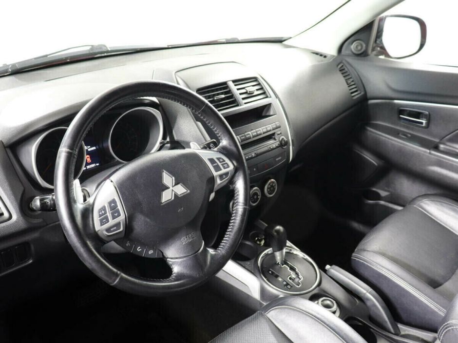 Mitsubishi ASX, 2.0 л, Вариатор, 2012 фото 8