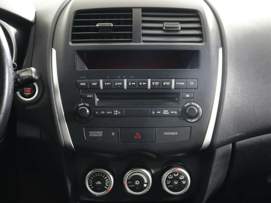 Mitsubishi ASX, 2.0 л, Вариатор, 2012 фото 1