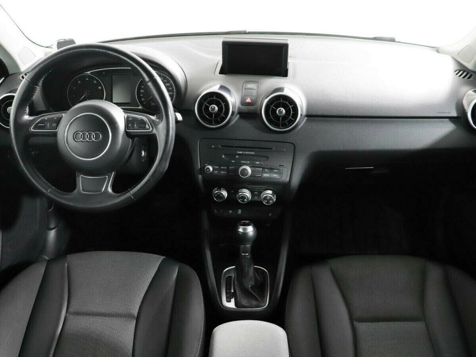 Audi A1, 1.4 л, Робот, 2011 фото 7