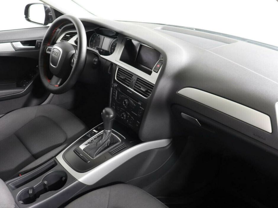 Audi A4, 2.0 л, Вариатор, 2011 фото 8