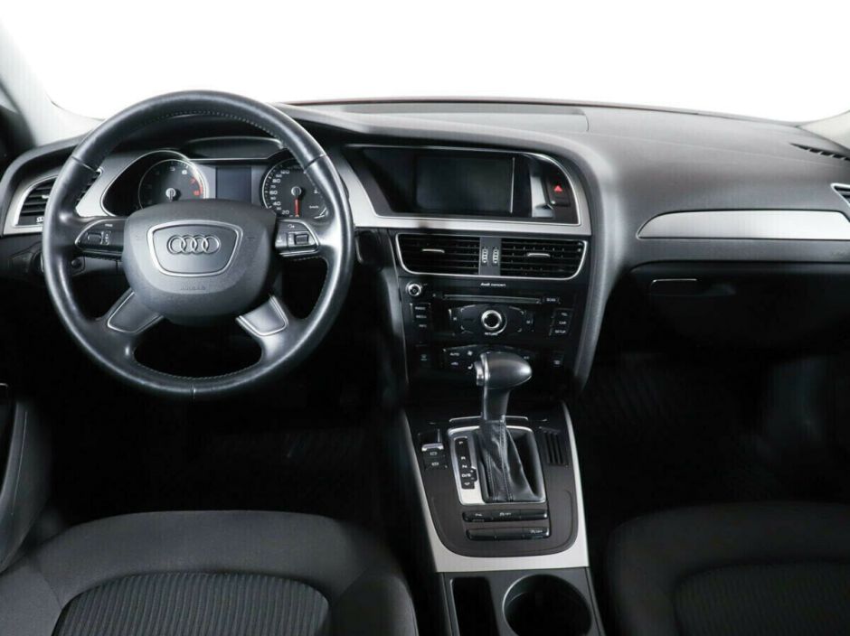 Audi A4, 1.8 л, Вариатор, 2012 фото 8