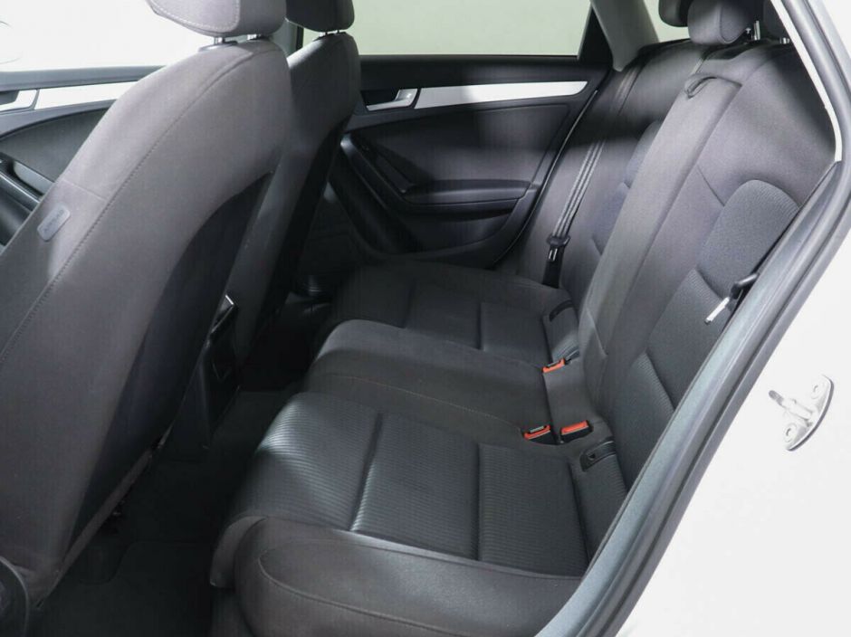 Audi A4, 1.8 л, Вариатор, 2015 фото 1