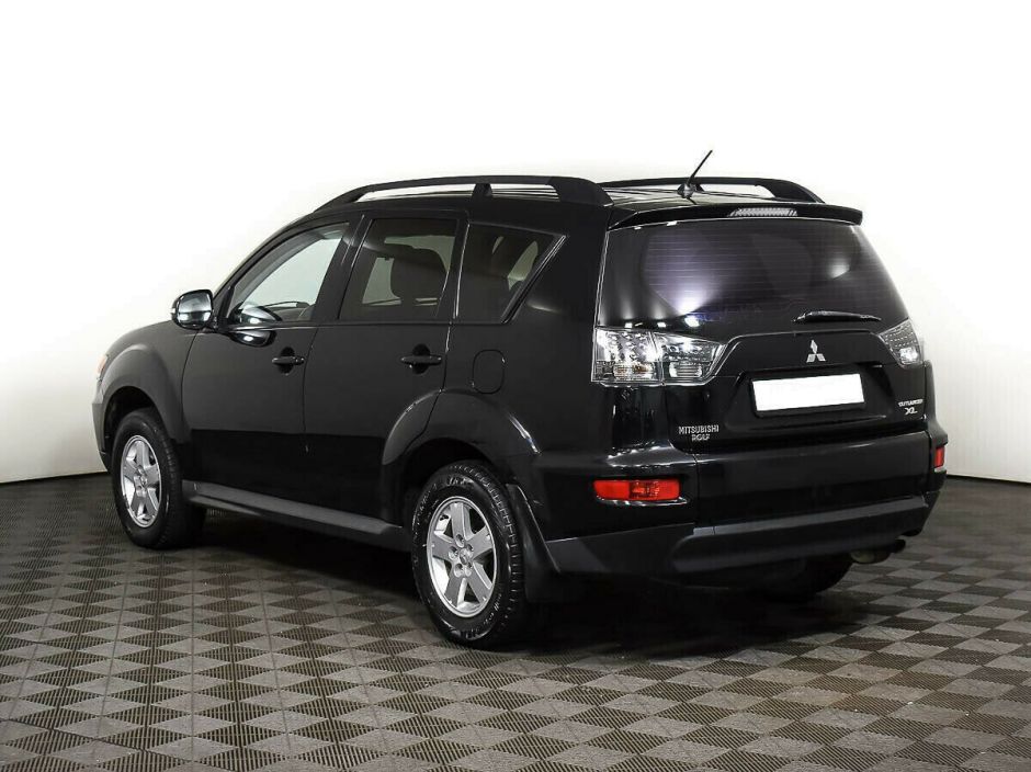 Mitsubishi Outlander, 2.0 л, Вариатор, 2010 фото 6