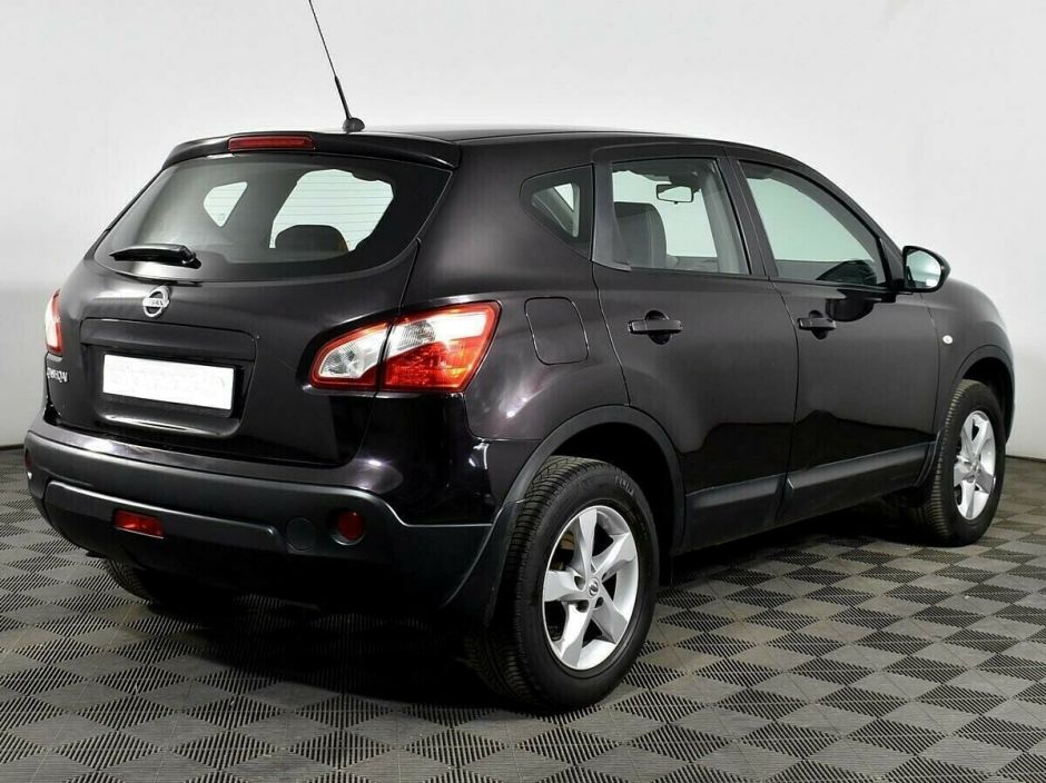 Nissan Qashqai, 2.0 л, Вариатор, 2013 фото 5