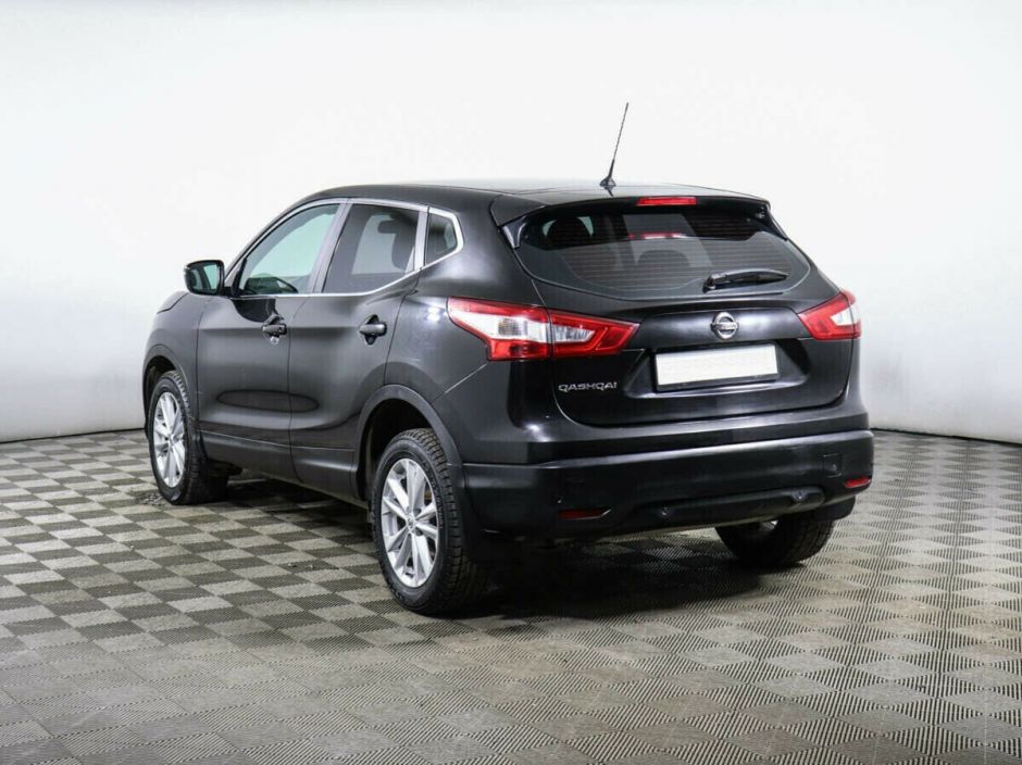 Nissan Qashqai, 2.0 л, МТ, 2014 фото 6