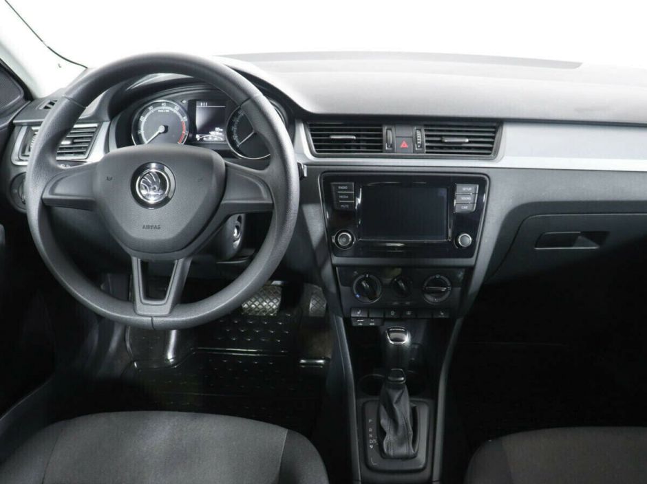 Skoda Rapid, 1.6 л, АТ, 2017 фото 9