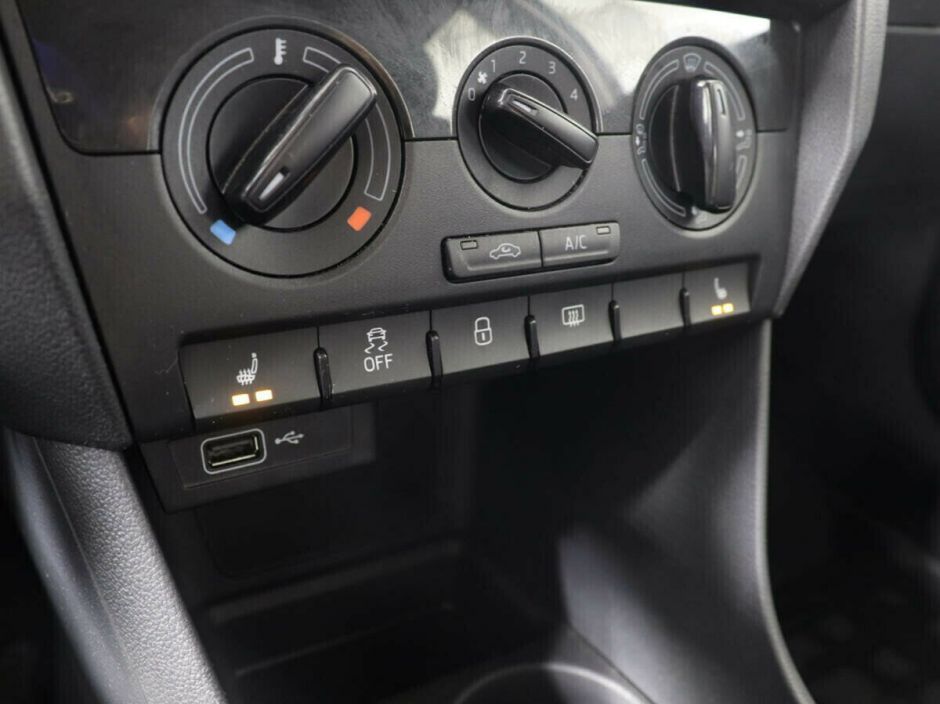 Skoda Rapid, 1.6 л, МТ, 2018 фото 1