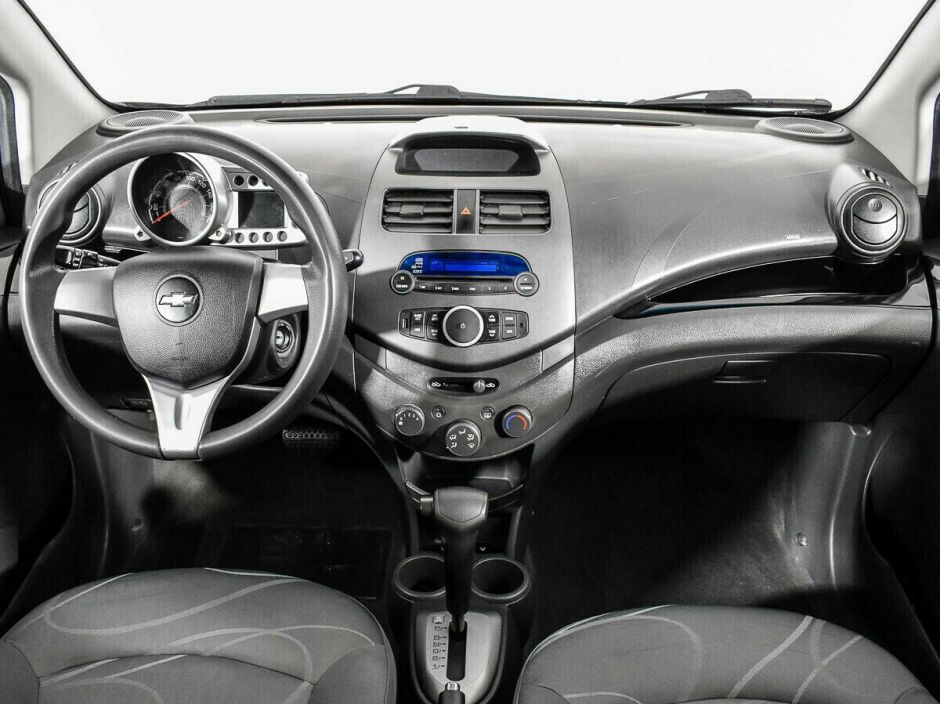 Chevrolet Spark, 1.0 л, АТ, 2011 фото 2
